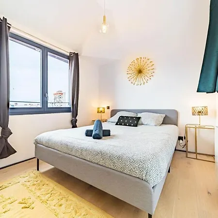 アパート The Pizay Duplex Cozy 4 People - Metro De