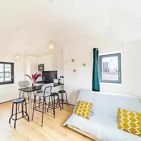 The Pizay Duplex Cozy 4 People - Metro De *